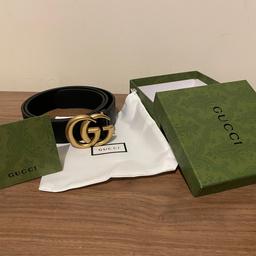 Brand new Gucci brand belt (duplicate). Size
30-32, 105sm. Black leather with golden metal buckle. Product includes branded box and white pouch.