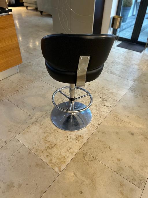 Buy & Sell West Yorkshire Leeds - Photos for 4 black leather adjustable kitchen stools