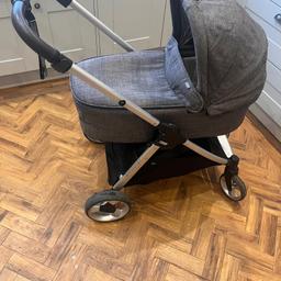 Mamas and Papas Flip XT2 pram bundle in Chestnut
Included is:
Stroller, carry cot with cover, warm footmuff, Platinum Cybex car seat with isofix base.
Also included is a mirror for use in car when baby is rear facing and the rain cover.