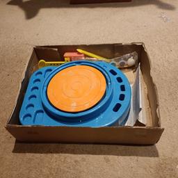 kids pottery wheel.
only used a few times
comes with sealed clay