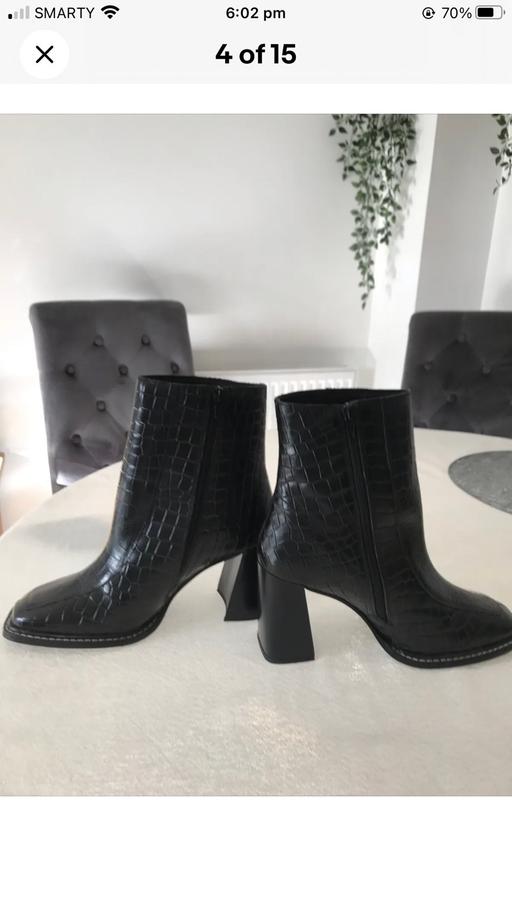 Buy & Sell West Midlands Birmingham - Photos for LADIES BLACK LEATHER ANKLE BOOTS SIZE 8