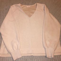 Brand: Rosie by M&S

Size: Medium

Colour: beige

Free to collect or delivery at buyer’s cost (£4.69 Royal Mail signed for)