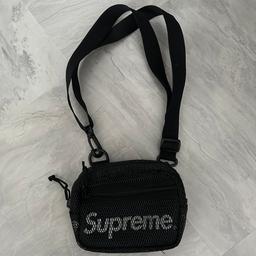 100% Authentic Supreme Bag
Only worn twice
Unisex
Black
Size - Small
In mint condition
Available for collection & delivery