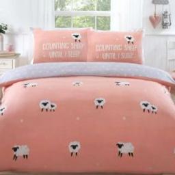 Beautiful cute sheep 🐑 pink or blue double bedding set brand new. 180 thread count microfibre making it non-iron, durable and washable. Lovely quality bedding at affordable prices. Available in pink or blue.

Limited availability.




