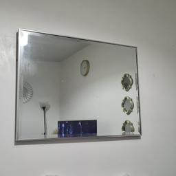 75cm x 100cm
Item In Original wrapping
Model London 2021
Mirror Is Heavy
Brand New Condition
Picture 1 & 2 is just for reference.
Picture 5 is the one being sold which is brand new and sealed closed.