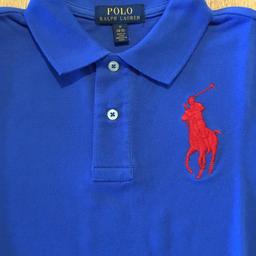 Leuchtend blaues Polo Shirt mit Big Pony in absolut neuwertigem Zustand.

Größe M/10-12
