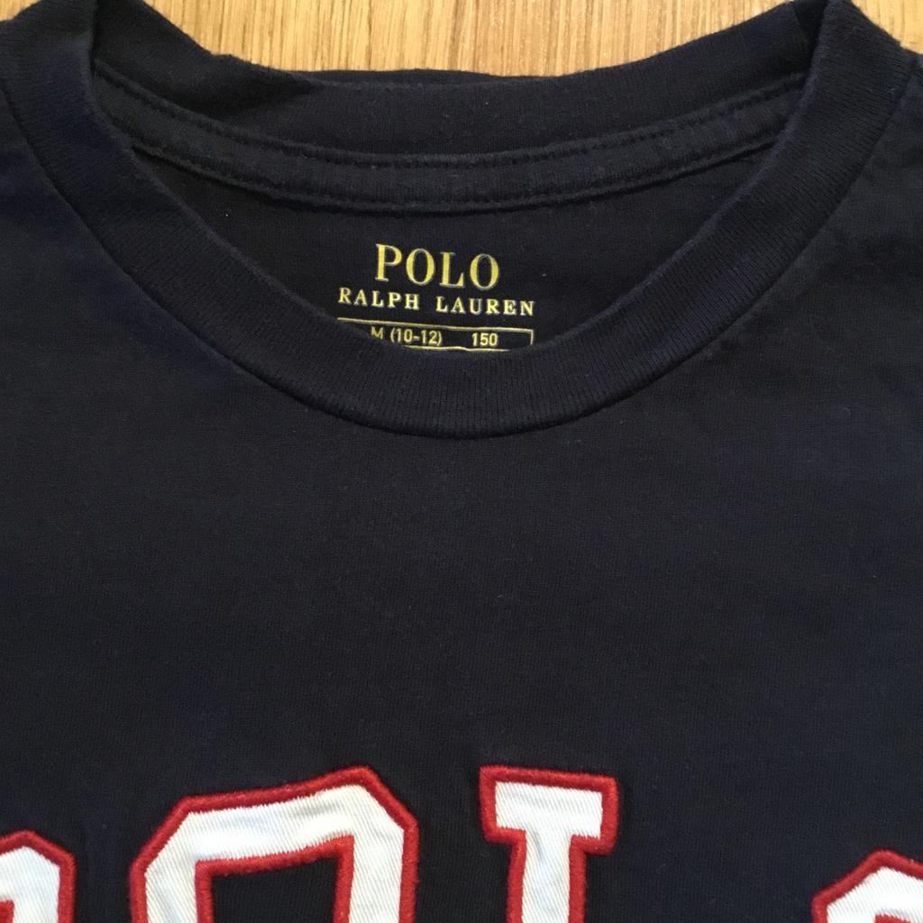 Langärmeliges Shirt von Polo Ralph Lauren in dunkelblau.

Das Shirt ist in einem sehr guten Zustand.

Größe M/10-12