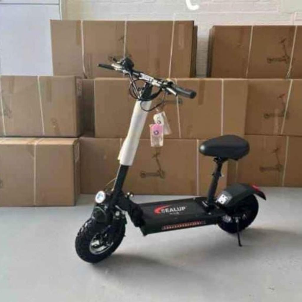 ✅G4 Electric Scooter Adult 500W Motor Max Speed 65km/h, Direct Drive 11 inch Off-road Snow Tires Folding Commuting Scooter with Seat and 48V Battery

✅Product description

✅Features:-

 ✅ 3-speed running mode

 ✅ Large 11 Inch Snow Tyres

 ✅Bright LCD screen

 ✅ SupaBrite LED front light and safety taillight

 ✅Removable Seat

✅Specification:-

Aluminium Alloy
Battery 48V with 10AH Capacity (Lithium Ion)
3 Speed Selector
Top Speed up to 48mph
Range up to 35 miles
