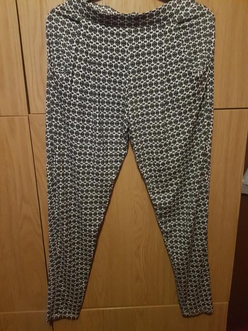 Buy & Sell Nottinghamshire Ashfield - Photos for Ladies Trousers Size 6 (Bigger)