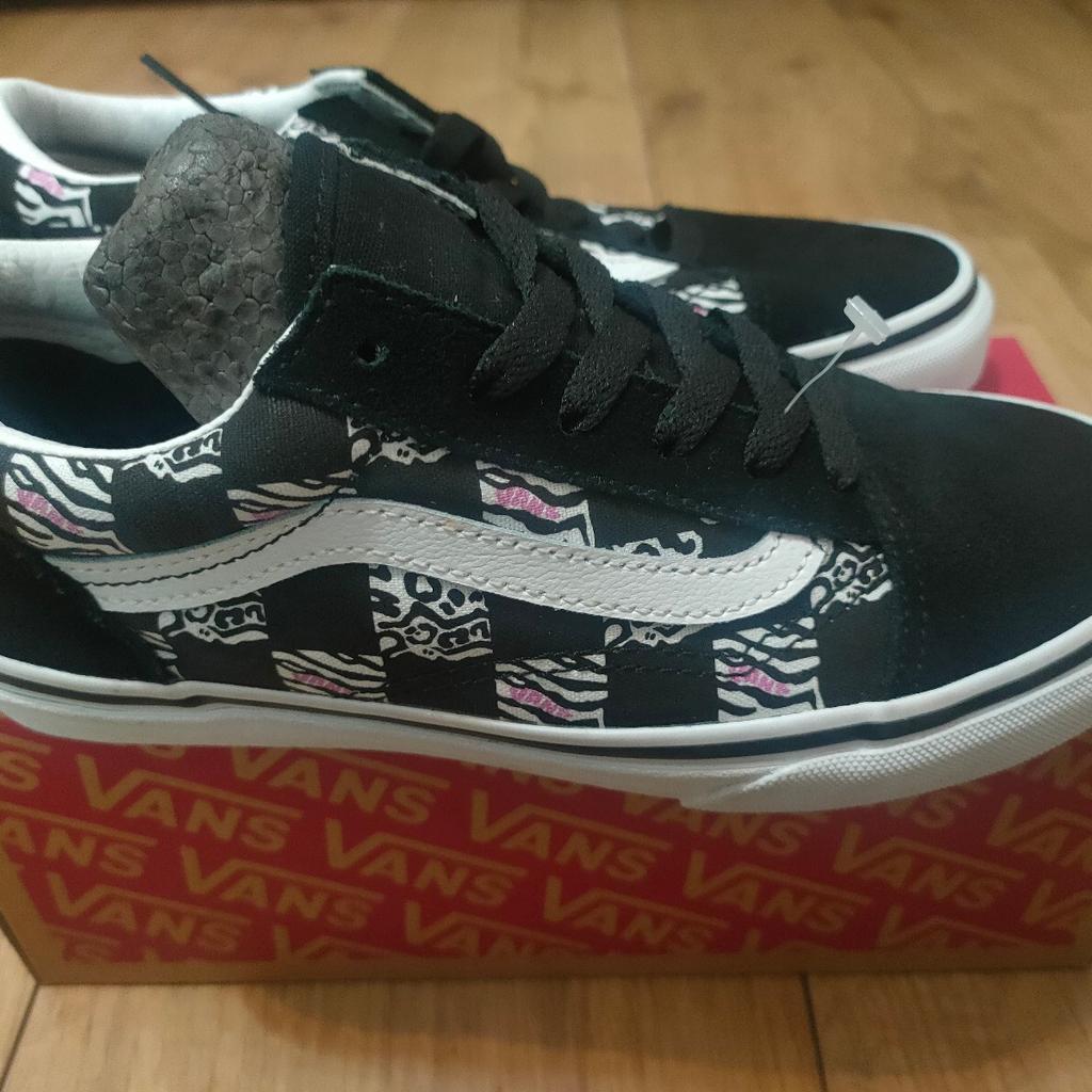 Vans old 2024 skool pumps