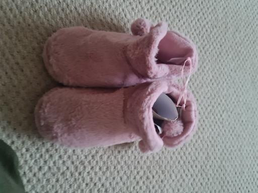 Buy & Sell Greater Manchester Stockport - Photos for Slippers