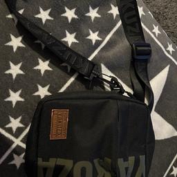 Neue yakuza Tasche, hängt nur rum, hab einfach zuviele Taschen ...