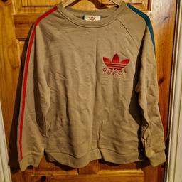 WhatsApp me on 07889333682 for any info or questions 

Gucci x Adidas Top - New without tags - Large