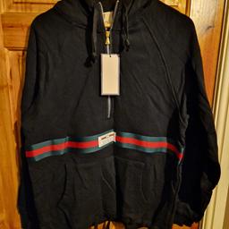 WhatsApp me on 07889333682 for any info or questions 

Gucci Hoodie Top - New - Size Large