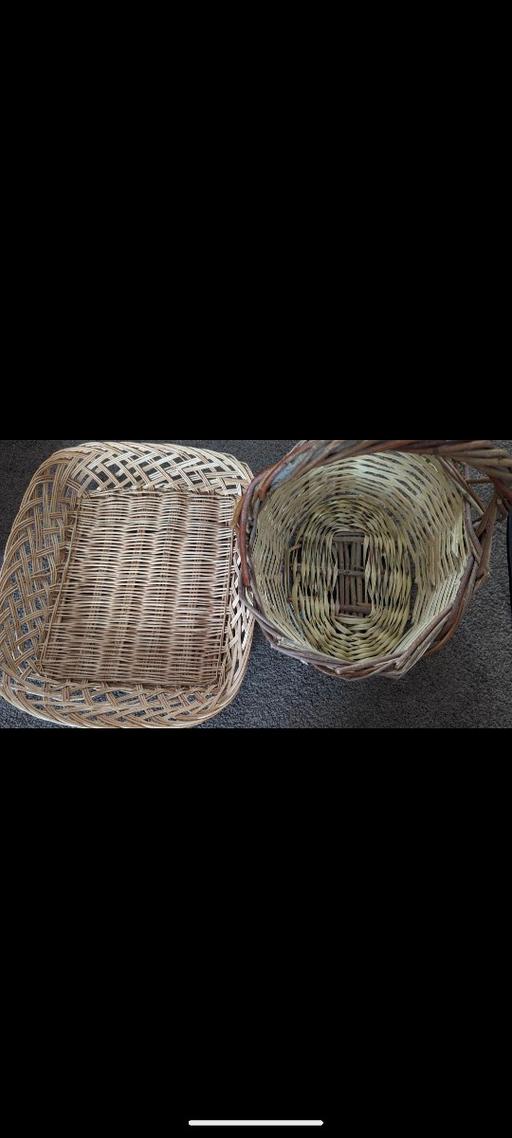 Buy & Sell Nottinghamshire Nottingham - Photos for 2 Woven Wicker Baskets