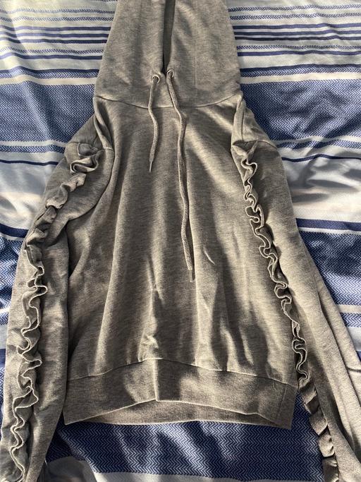 Buy & Sell Hampshire Rushmoor - Photos for Grey Frill Cropped Jumper