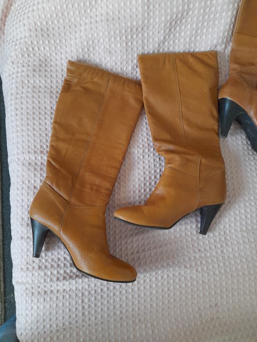 Buy & Sell West Midlands Wolverhampton - Photos for ladies boots tan..38.pull.on.