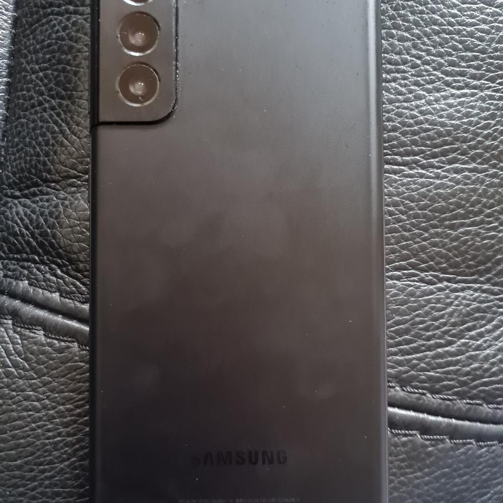 in perfect working order and in good condition some minor marks here and there purely cosmetic s21 plus 5g dual sim unlocked 128GB phantom black can deliver sorry no swops please see my other phones iam based in Bradford west Yorkshire