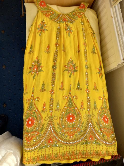 Buy & Sell East London Upton Park - East London - Photos for Embroidered Yellow dress