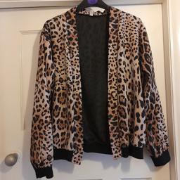 Lovely animal print blouse type jacket.
Italian make in good cond.
fy3 layton to collect  or can post