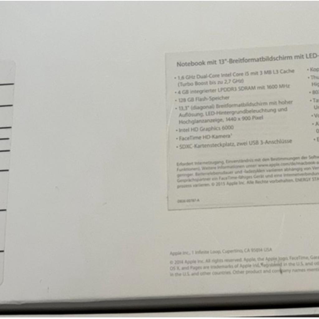Ich verkaufe mein MacBook Air 13 aus dem Jahr 2014 mit 128 GB.
Das Gerät ist wie neu, wurde selten benutzt und hat keine Beschädigungen, keine Pixelfehler und auch die Tastatur funktioniert einwandfrei.
Es handelt sich um das begehrte Modell mit dem leuchtenden Apple Logo auf der Rückseite, welches ab 2015 abgeschafft wurde.
OVP + originales Ladekabel sind dabei