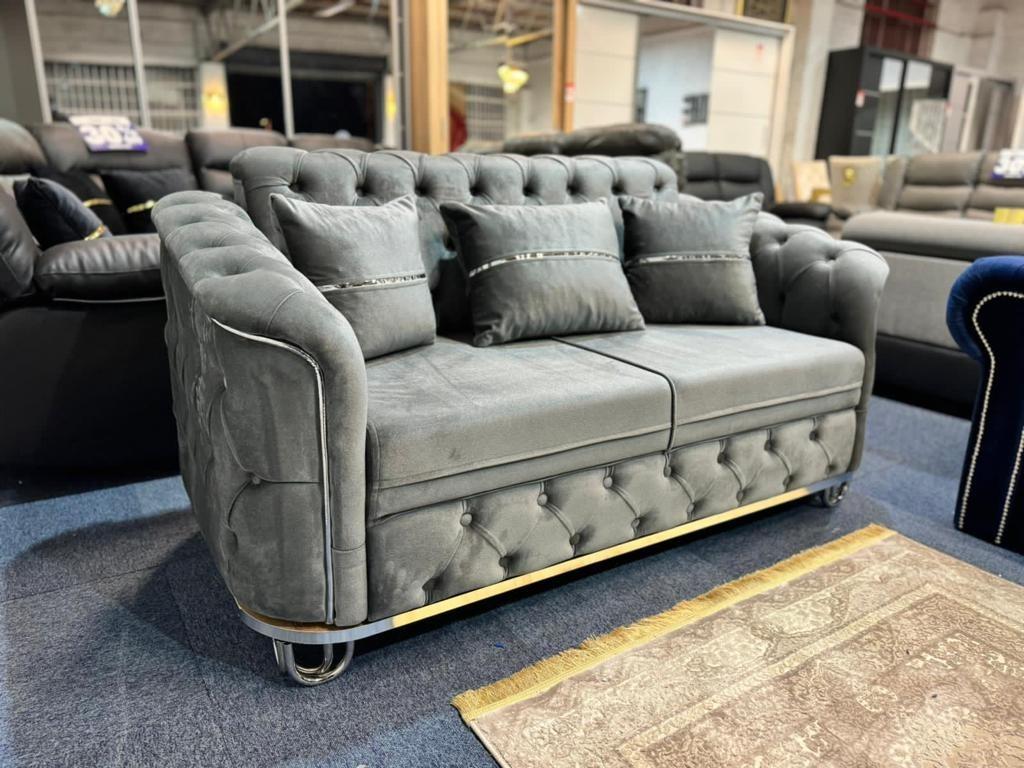 EYE CATCHING MADRID SOFA FOR SALE!! in CM1 Chelmsford für £ 899,00 zum