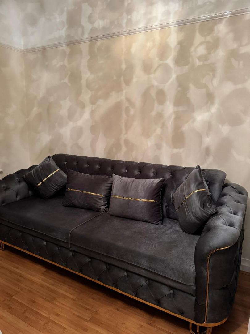 EYE CATCHING MADRID SOFA FOR SALE!! in WC1B London für 899,00 £ zum