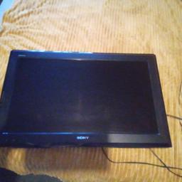 32in TV SONY ALL IN WORKING ORDER