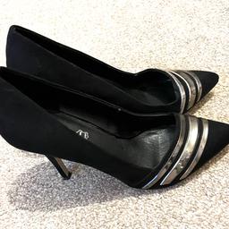 Hi and welcome to this gorgeous looking style ladies Aldo Leather High Heels Court Shoes Size Uk 5.5 in perfect condition thanks