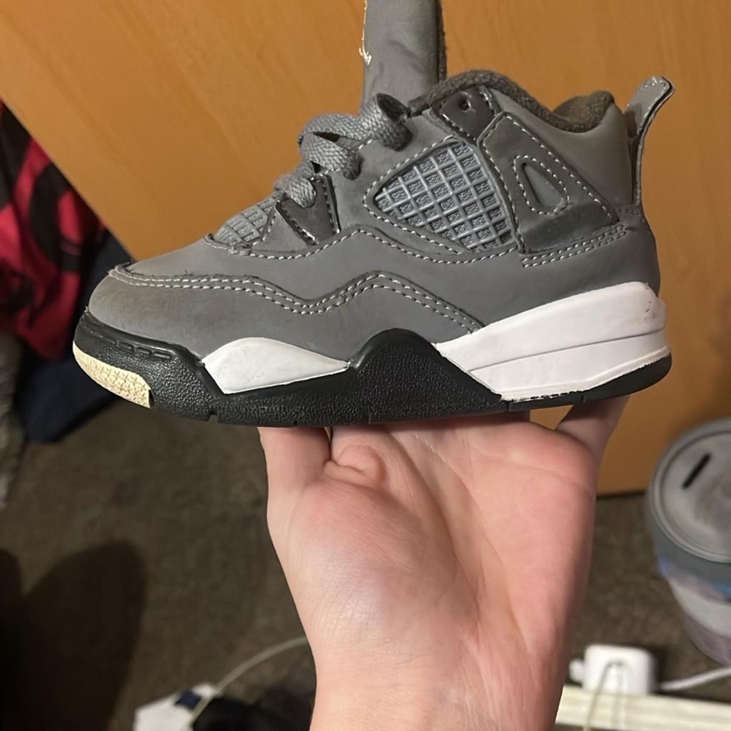Jordan 4s in DY5 Dudley für £ 50,00 zum Verkauf | Shpock AT