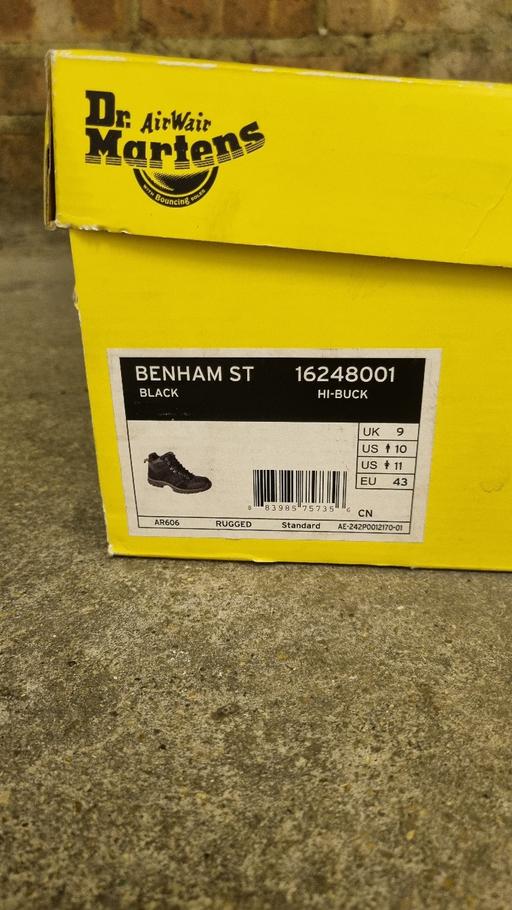 Buy & Sell East London Canning Town - East London - Photos for Dr Martens boots