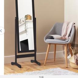 Attractive full length mirror, it’s a good size, it’s easy to assemble- price open to negotiation