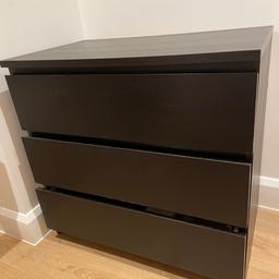 Original price £150

Malm 3 drawers black Matt finish

L 81cm, H 79cm, W 49cm

Very good condition except the scratch in the photo. Coming from a clean house (:

Collection only
