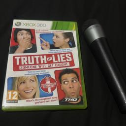 Easy 1000g game. Wireless Microphone works with lips and other games. Takes 2 AA batteries (included).