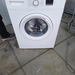 slim washing machine
1-6kg load used , in good condition
fully operational

can deliver locally (3-5miles for a fee)
flats and and stair extra cost

smaller drum = less depth deal for small spaces