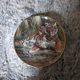 porcelain plate collectable