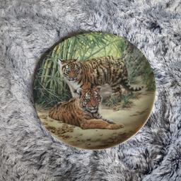 tiger cubs collectable plate