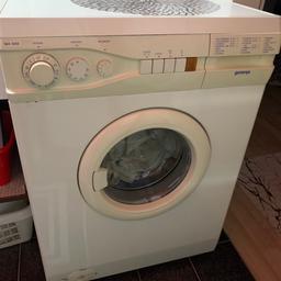 Die Waschmaschine tut sehr gut waschen und ich verkaufe es weil ich es nicht mehr brauche.