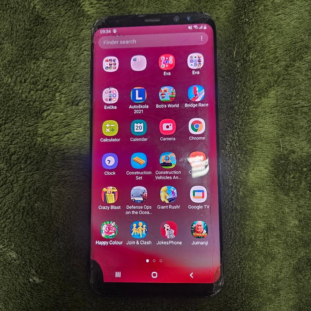 up for sale is a Samsung galaxy s8 plus not in the best condition but works I am sending for spares or repairs I am open to offers for this phone it's not free
