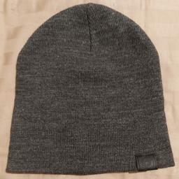 New Thermal Lined Beanie Hat, One Size. Suitable for Male or Female will keep your Head Very Warm in the Winter.
NOW REDUCED 