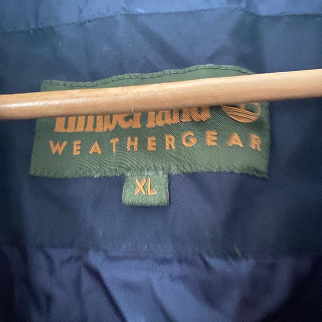 Lovely Mens Timberland jacket.
Navy Blue .
Size XL.
Very good condition. (Just been abit crumpled in a box!).
Happy to post.