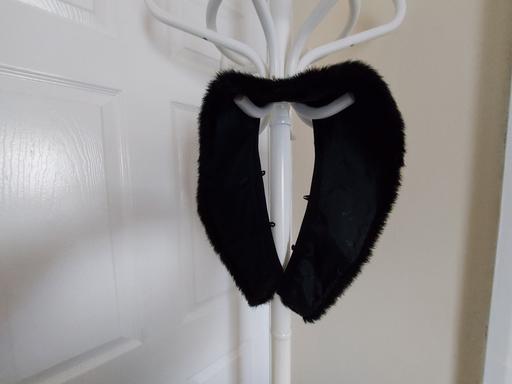 Buy & Sell Lancashire Pendle - Photos for Collar Artificial Fur Black Colour