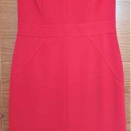 Ladies Size 8 Elegant Party / Evening Dress from Precis

Ladies Size 8 Elegant Classic Dress from Precis (Debenhams). Knee Length, Dark Pink, V neck, sleeveless dress. Suitable for Evening / Party/ Holiday/ Cocktail wear. Material is 97% Polyester 3% Elastane. 
Worn once - 'As New' Excellent Quality