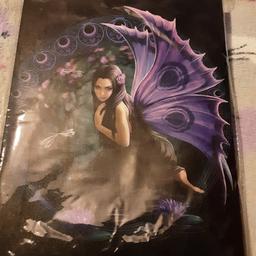Absolutely beautiful canvas of a gothic fairy 🧚‍♀️ BRIP in original selophane includes fittings, too.