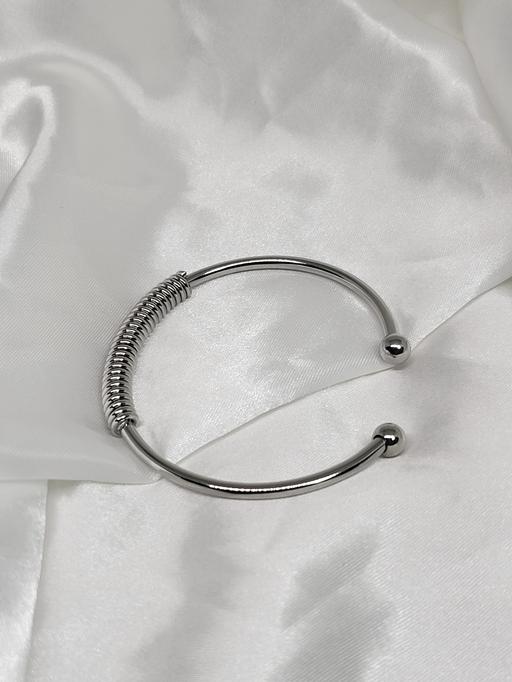 Buy & Sell Healey Rochdale - Photos for Ladies Bangle. Simple Silver