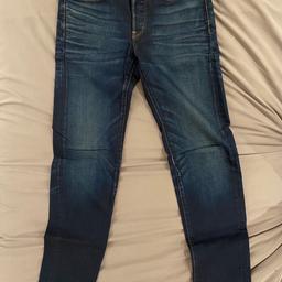 G Star Mens Jeans 3301
Slim Fit
Size 30 waist
Size 34 inside leg
5 pockets
Medium blue wash
Label woven at the back

x2 identical pairs included in this price

Free delivery
Dispatch time 2 working days