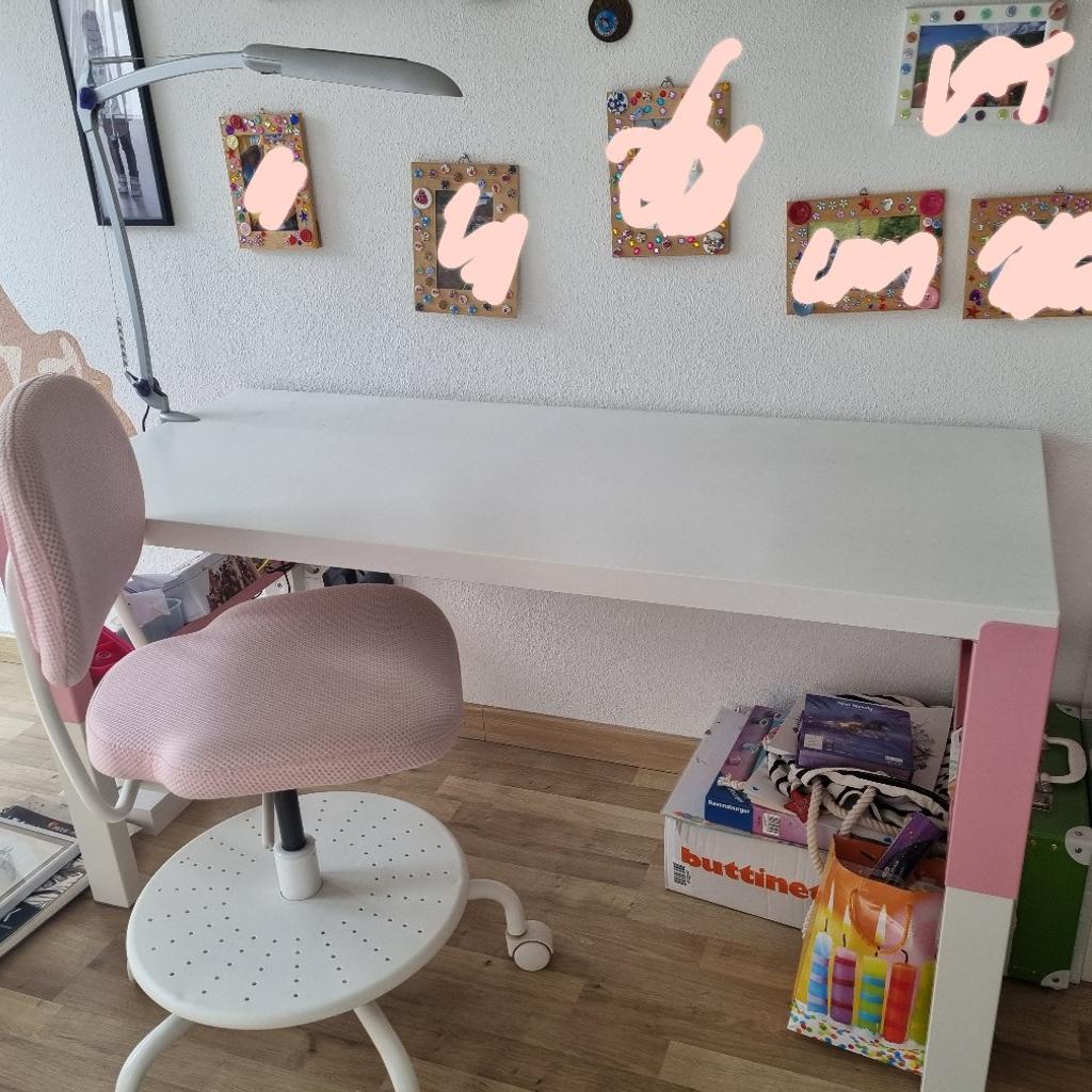 IKEA Kinderschreibtisch B 128 - T 58 Höhenverstellbar + Schreibtischstuhl Höhenverstellbar in Rosa + Schreibtischlampe
Selbstabholung