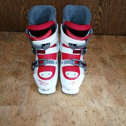 Ski Schuhe weiß /rot
267mm