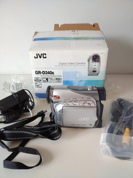 Buy & Sell North London Hoxton - North London - Photos for JVC GR-D240EK Mini DV Digital Video Camcorde