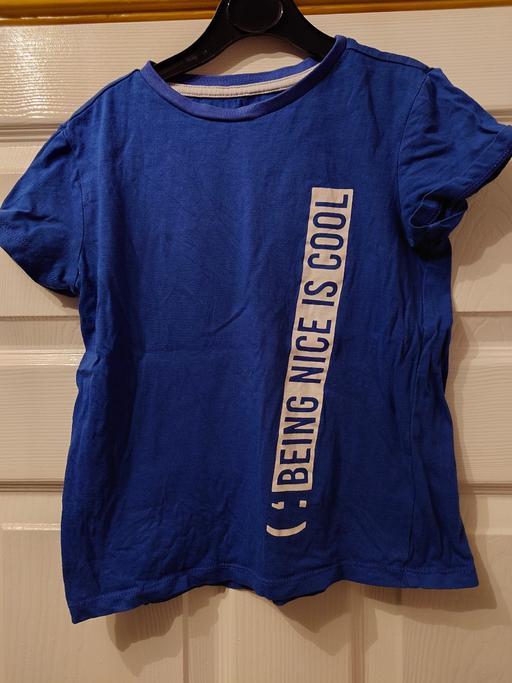 Buy & Sell Leicestershire Charnwood - Photos for Boys blue top size 6-7 years